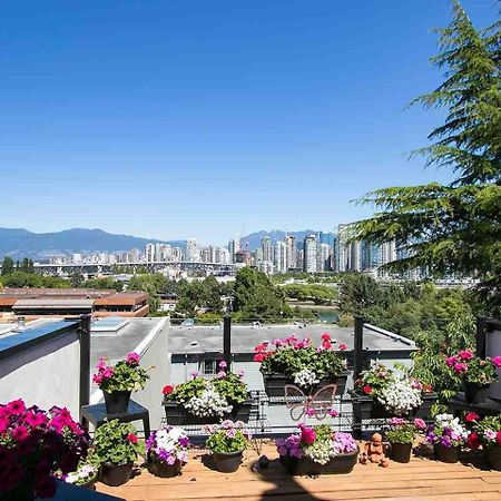 溫哥華Billion Dollar Views In A Beautiful Fairview Slopes Heritage House公寓 外观 照片