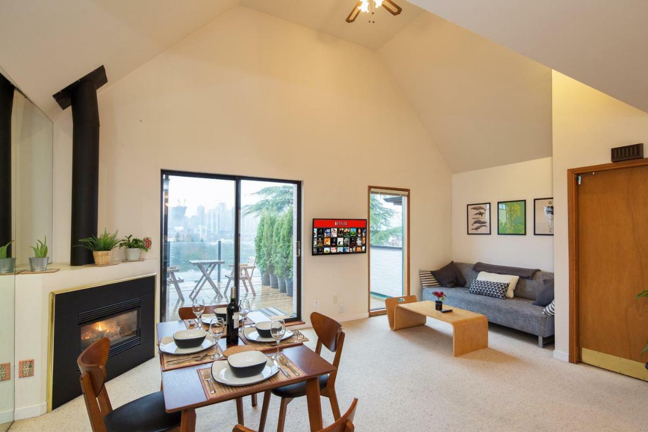 溫哥華Billion Dollar Views In A Beautiful Fairview Slopes Heritage House公寓 外观 照片