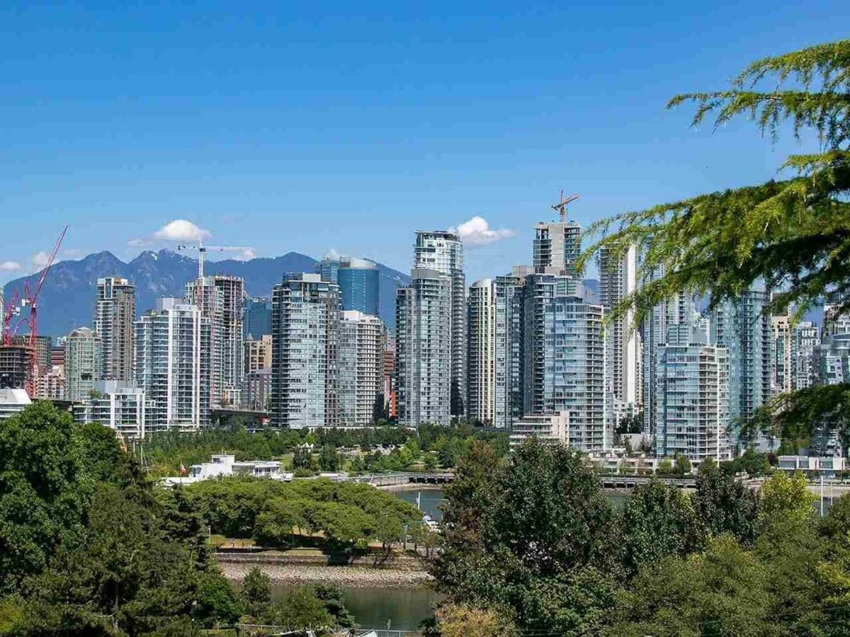 溫哥華Billion Dollar Views In A Beautiful Fairview Slopes Heritage House公寓 外观 照片